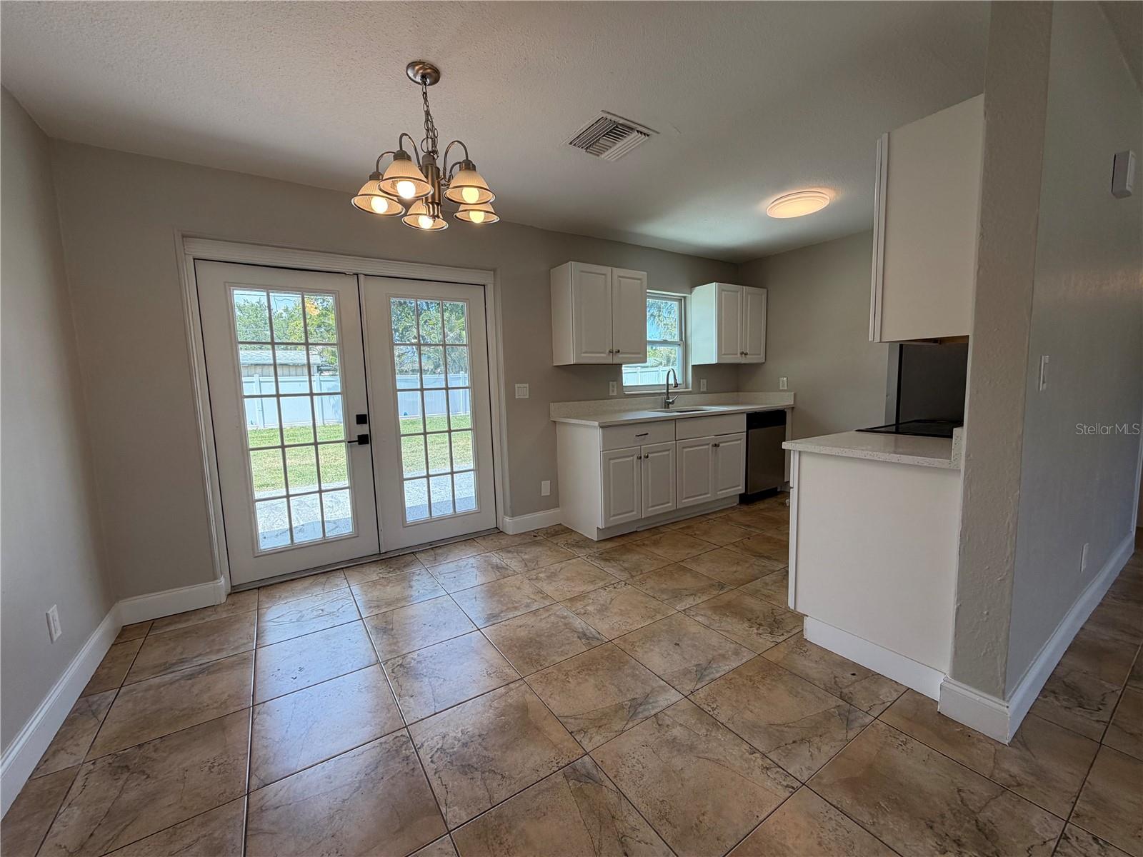 4185 BARRACUDA DR SE, ST PETERSBURG, FL, 33705