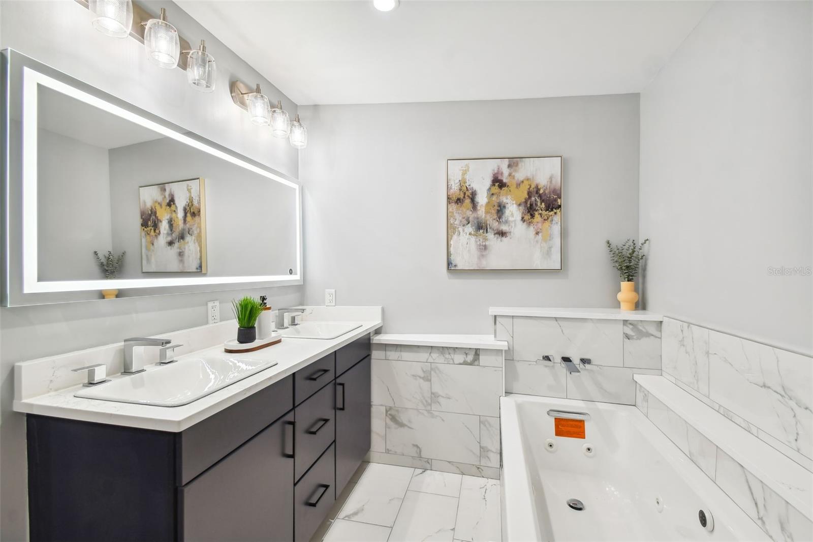 912 CHANNELSIDE DR #2316, TAMPA, FL, 33602