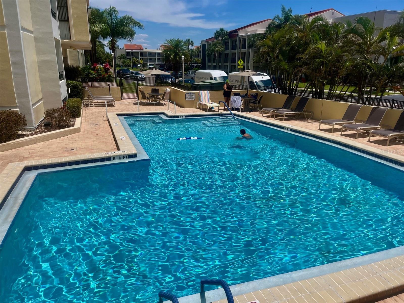 851 BAYWAY BLVD #405, CLEARWATER BEACH, FL, 33767