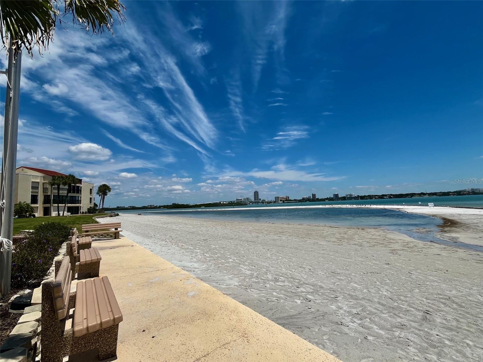 851 BAYWAY BLVD #405, CLEARWATER BEACH, FL, 33767