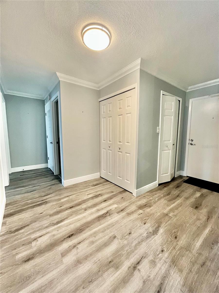 851 BAYWAY BLVD #405, CLEARWATER BEACH, FL, 33767