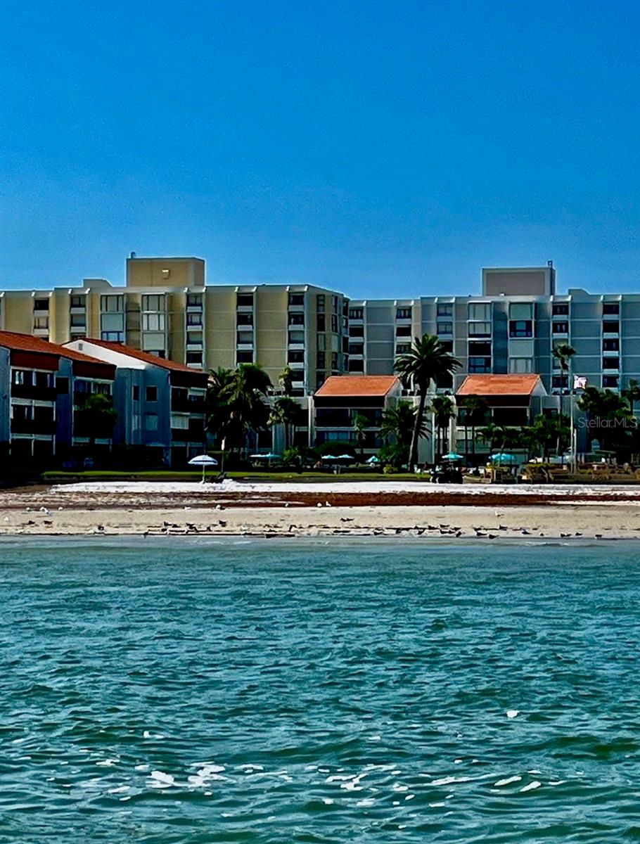 851 BAYWAY BLVD #405, CLEARWATER BEACH, FL, 33767
