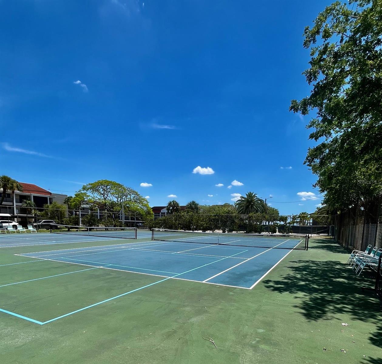 851 BAYWAY BLVD #405, CLEARWATER BEACH, FL, 33767
