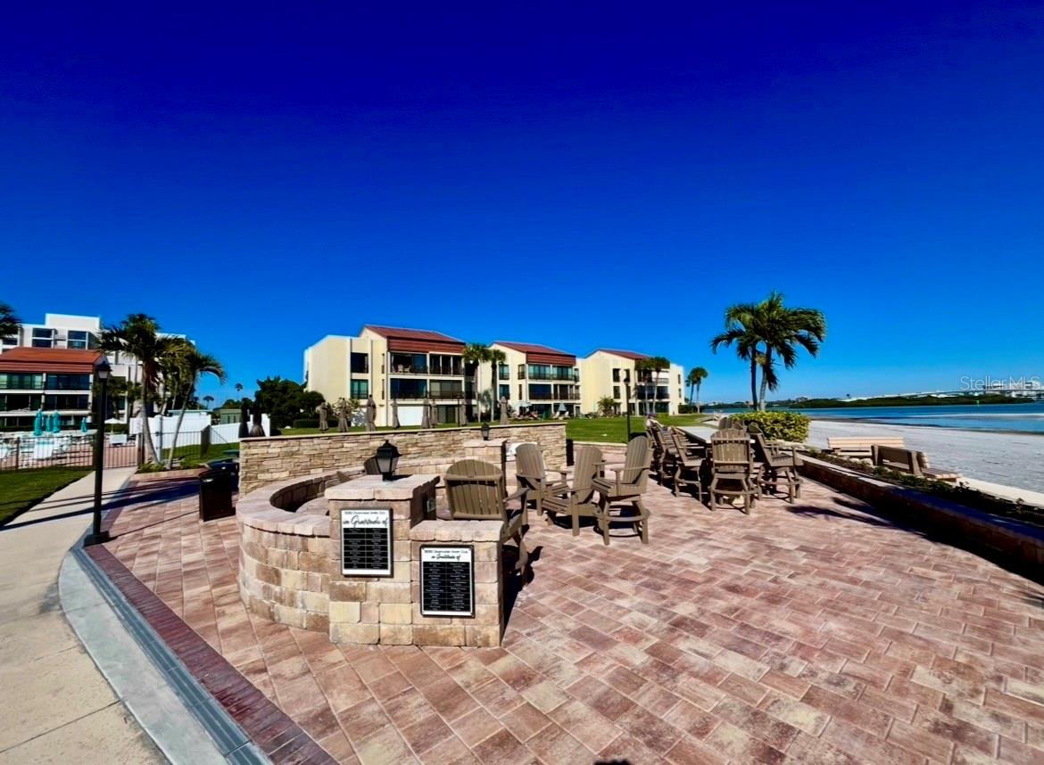 851 BAYWAY BLVD #405, CLEARWATER BEACH, FL, 33767