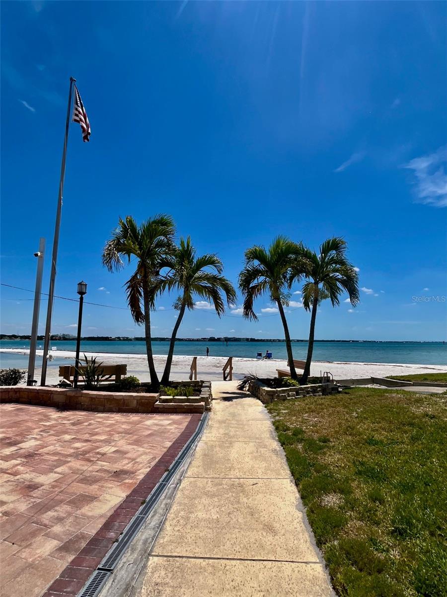 851 BAYWAY BLVD #405, CLEARWATER BEACH, FL, 33767
