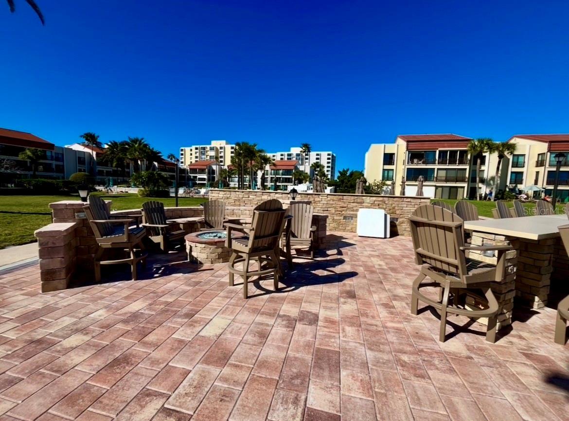 851 BAYWAY BLVD #405, CLEARWATER BEACH, FL, 33767