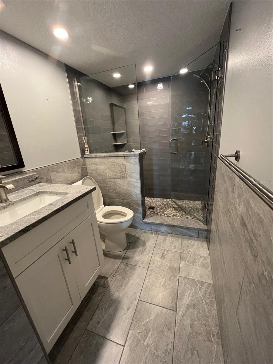 851 BAYWAY BLVD #405, CLEARWATER BEACH, FL, 33767