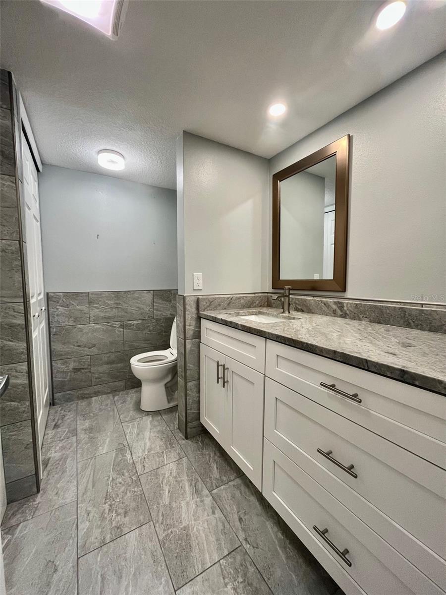 851 BAYWAY BLVD #405, CLEARWATER BEACH, FL, 33767