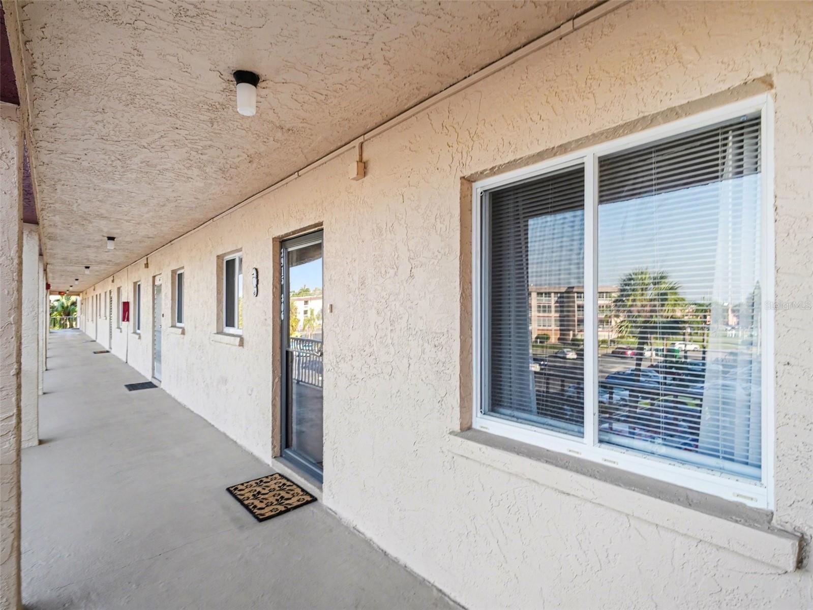 3915 LAKE BAYSHORE DR #306, BRADENTON, FL, 34205