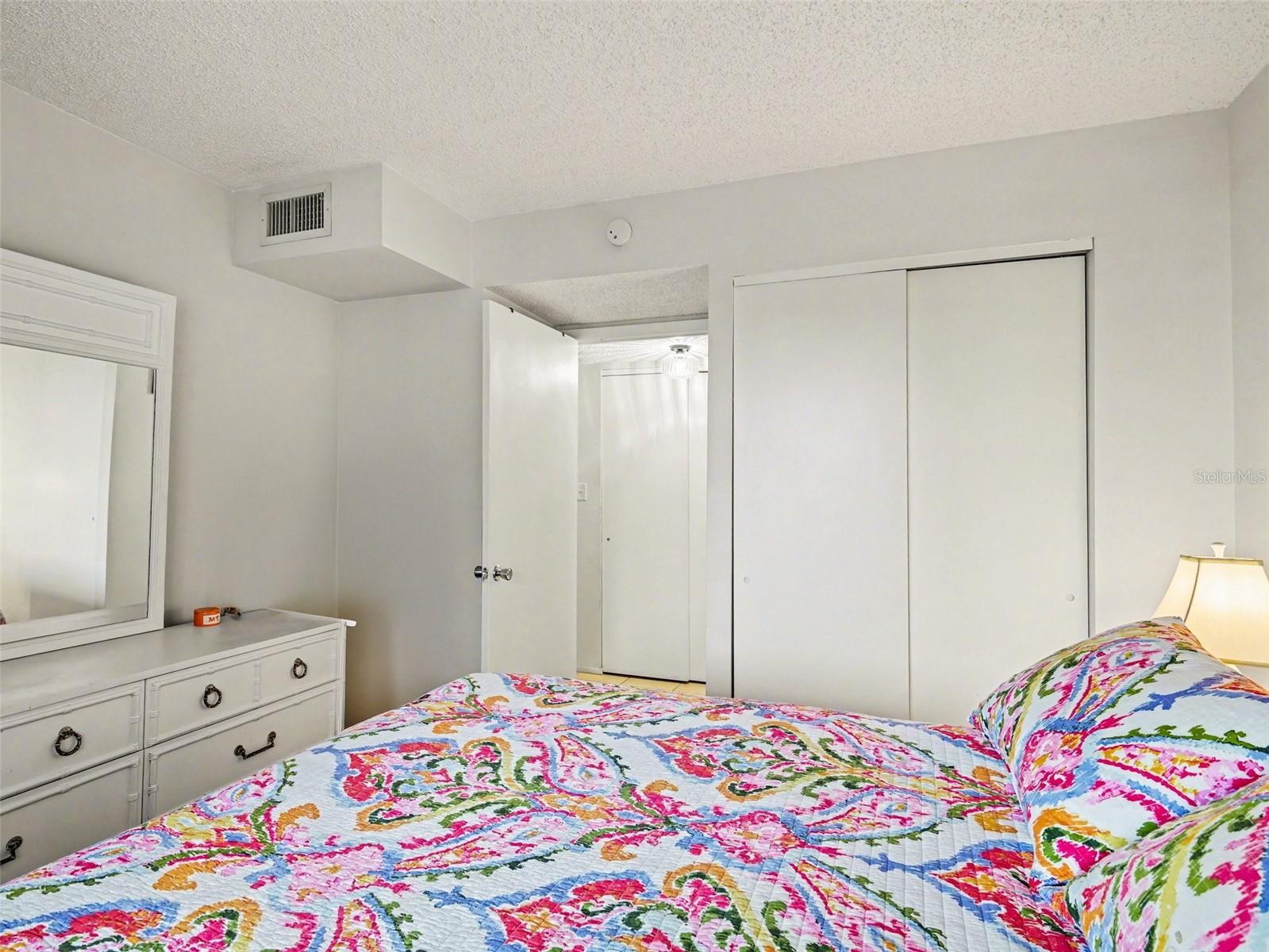 3915 LAKE BAYSHORE DR #306, BRADENTON, FL, 34205