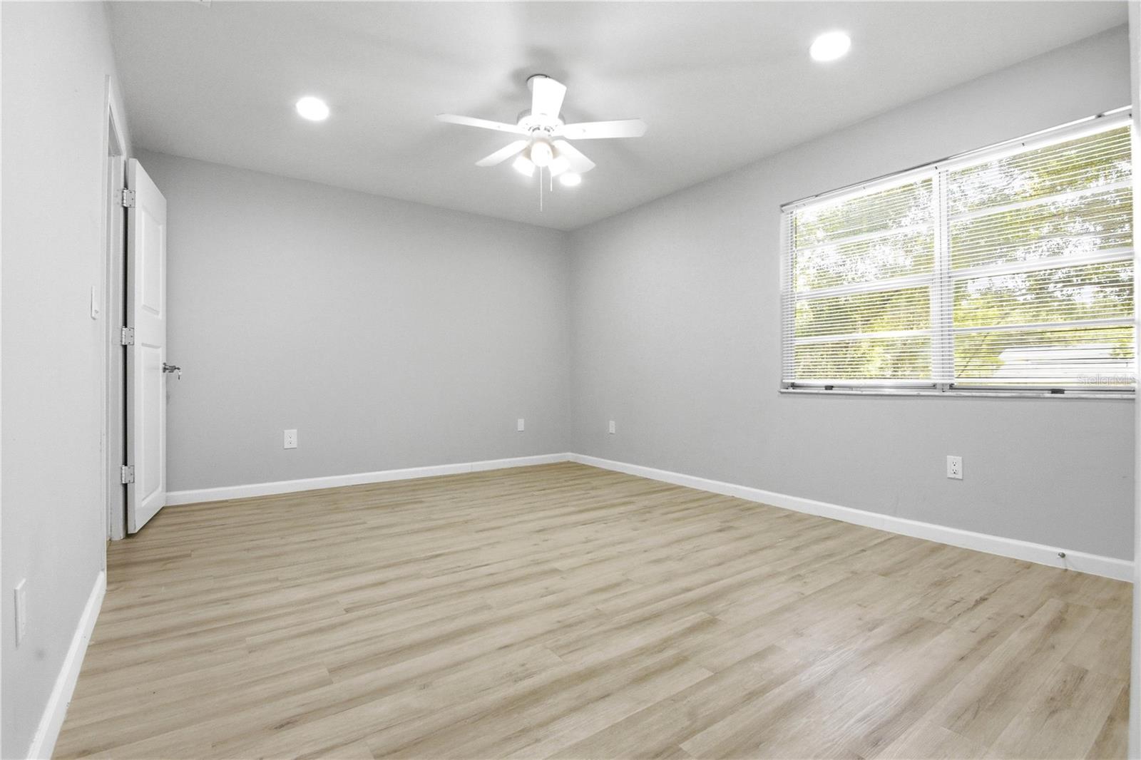14113 VILLAGE TERRACE DR, TAMPA, FL, 33624