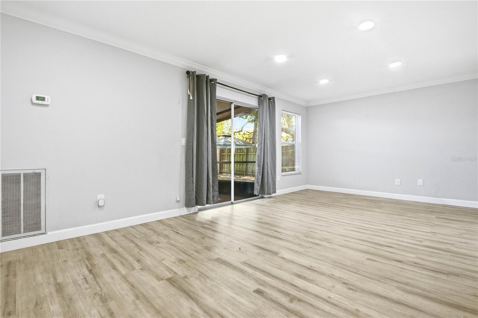 14113 VILLAGE TERRACE DR, TAMPA, FL, 33624