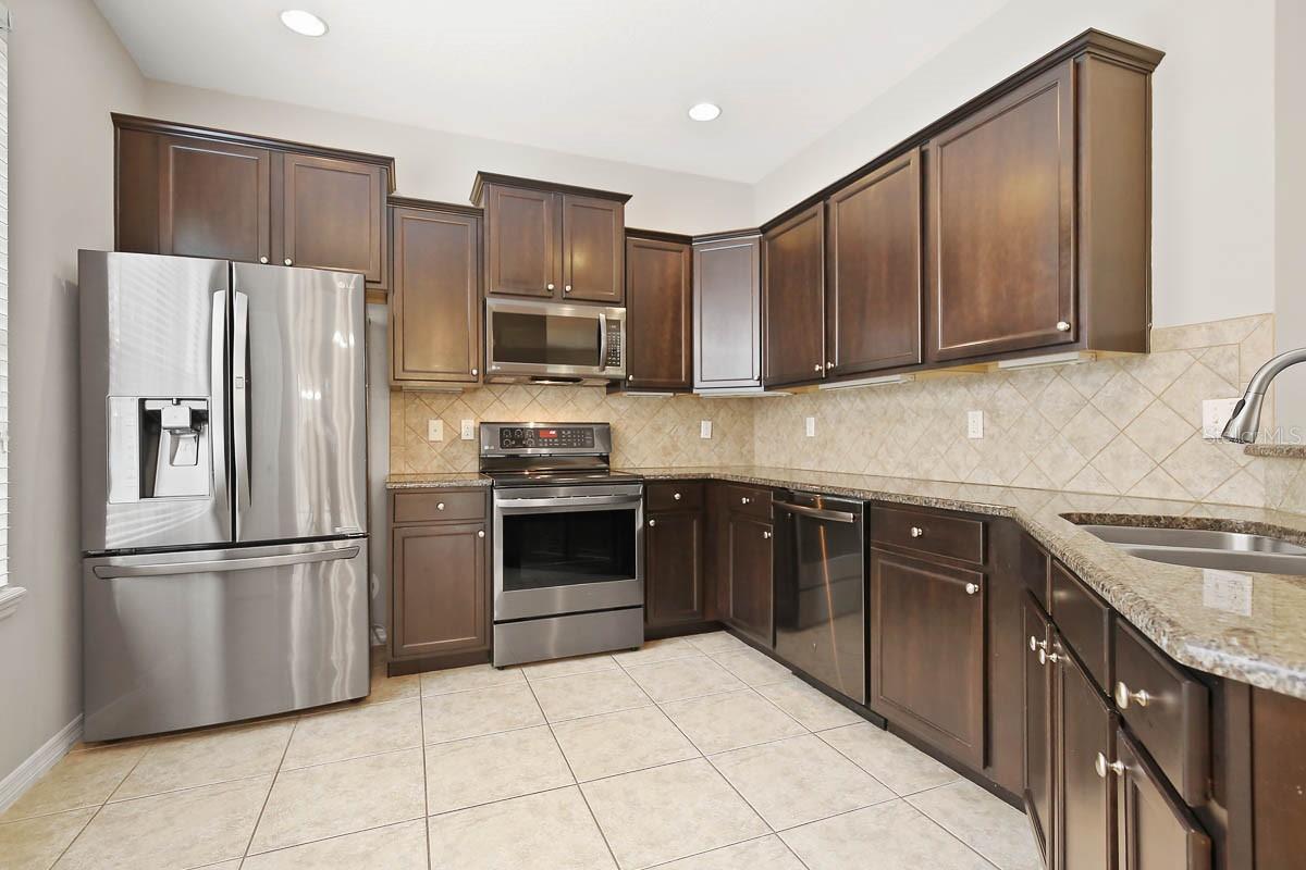 5712 KINGLETSOUND PL, LITHIA, FL, 33547