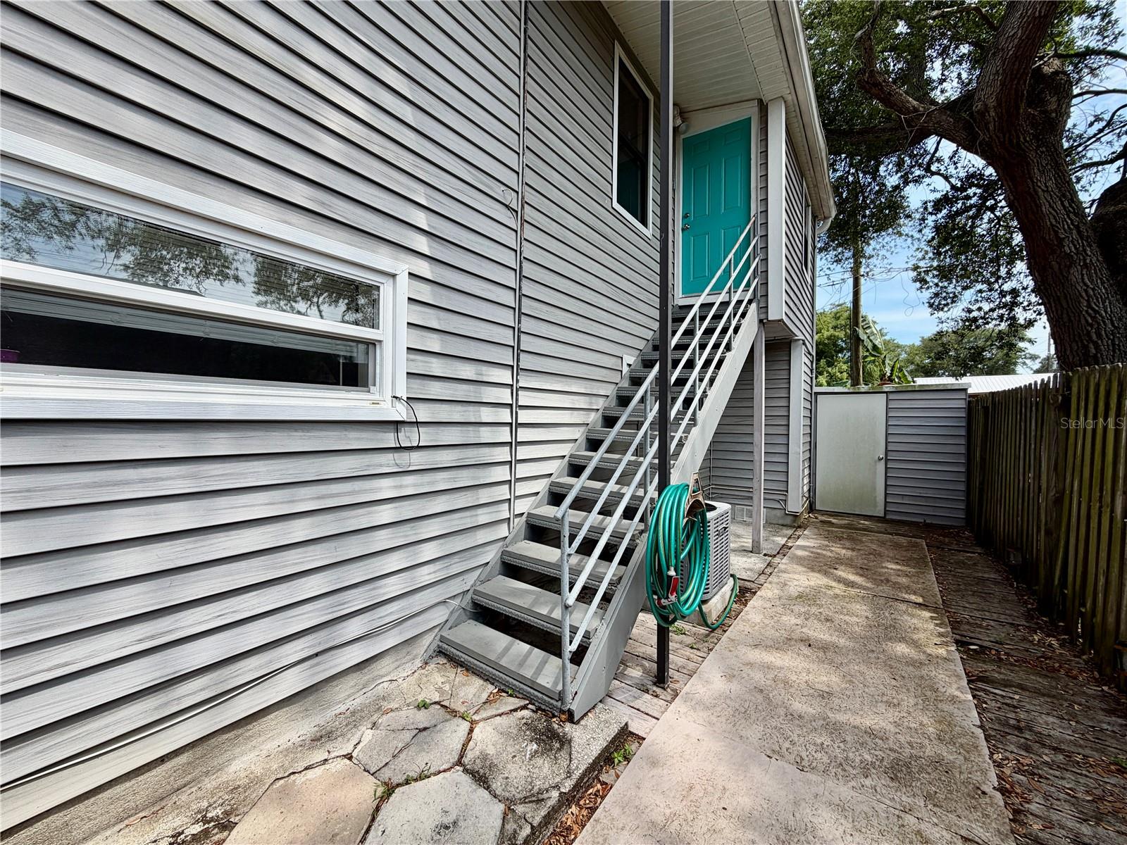 5050 2ND AVE N #Upper, ST PETERSBURG, FL, 33710
