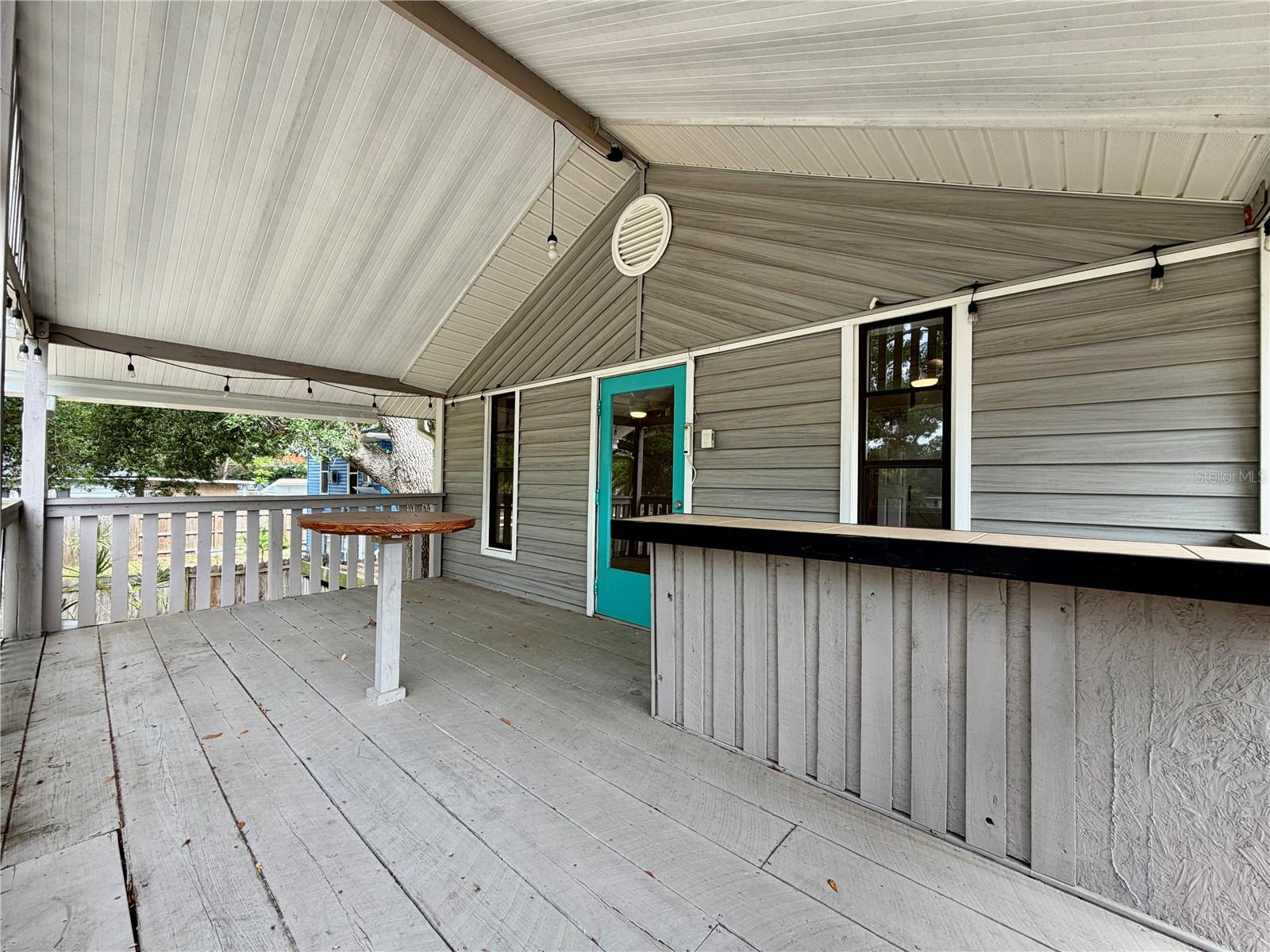 5050 2ND AVE N #Upper, ST PETERSBURG, FL, 33710