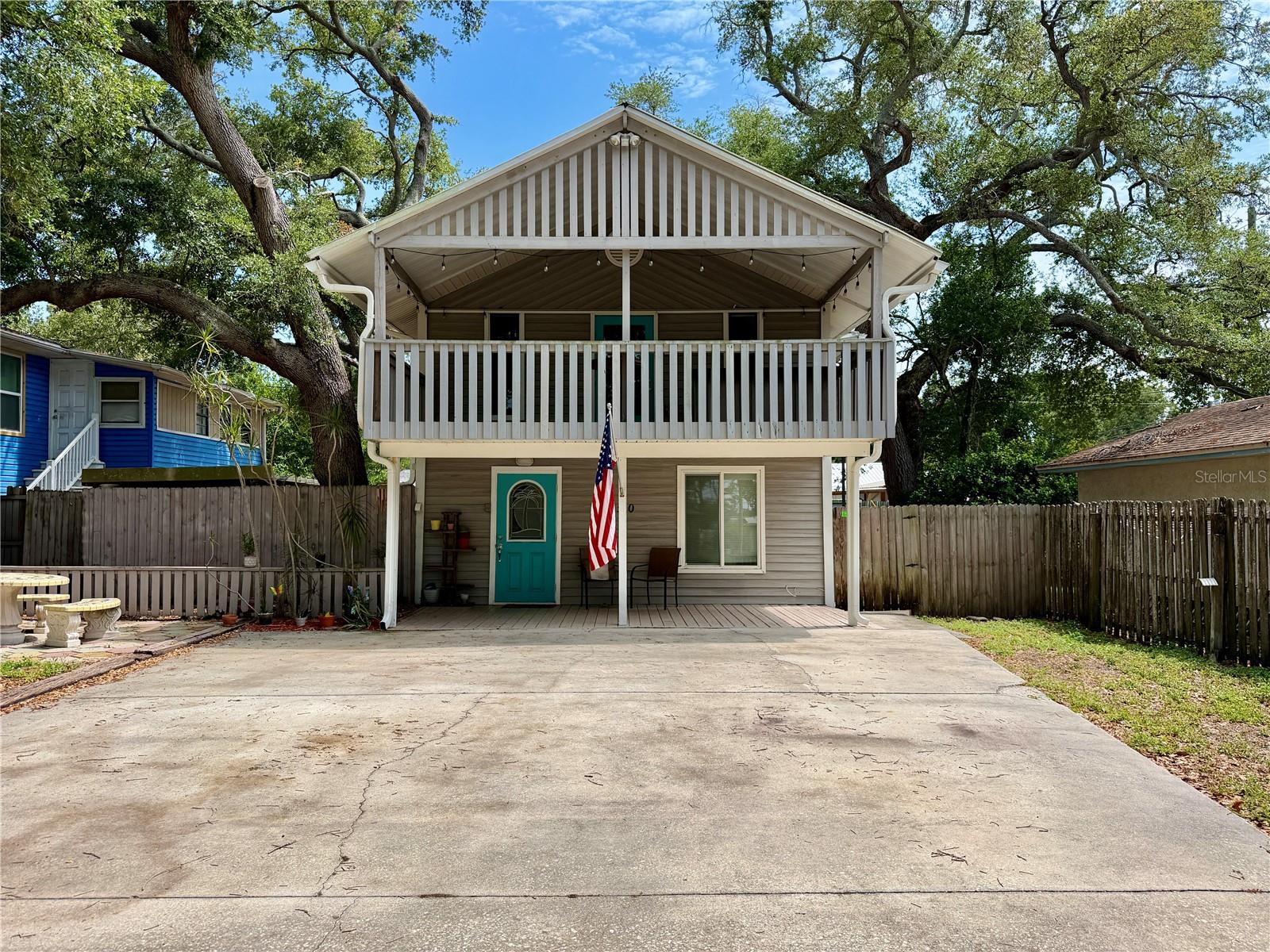 5050 2ND AVE N #Upper, ST PETERSBURG, FL, 33710
