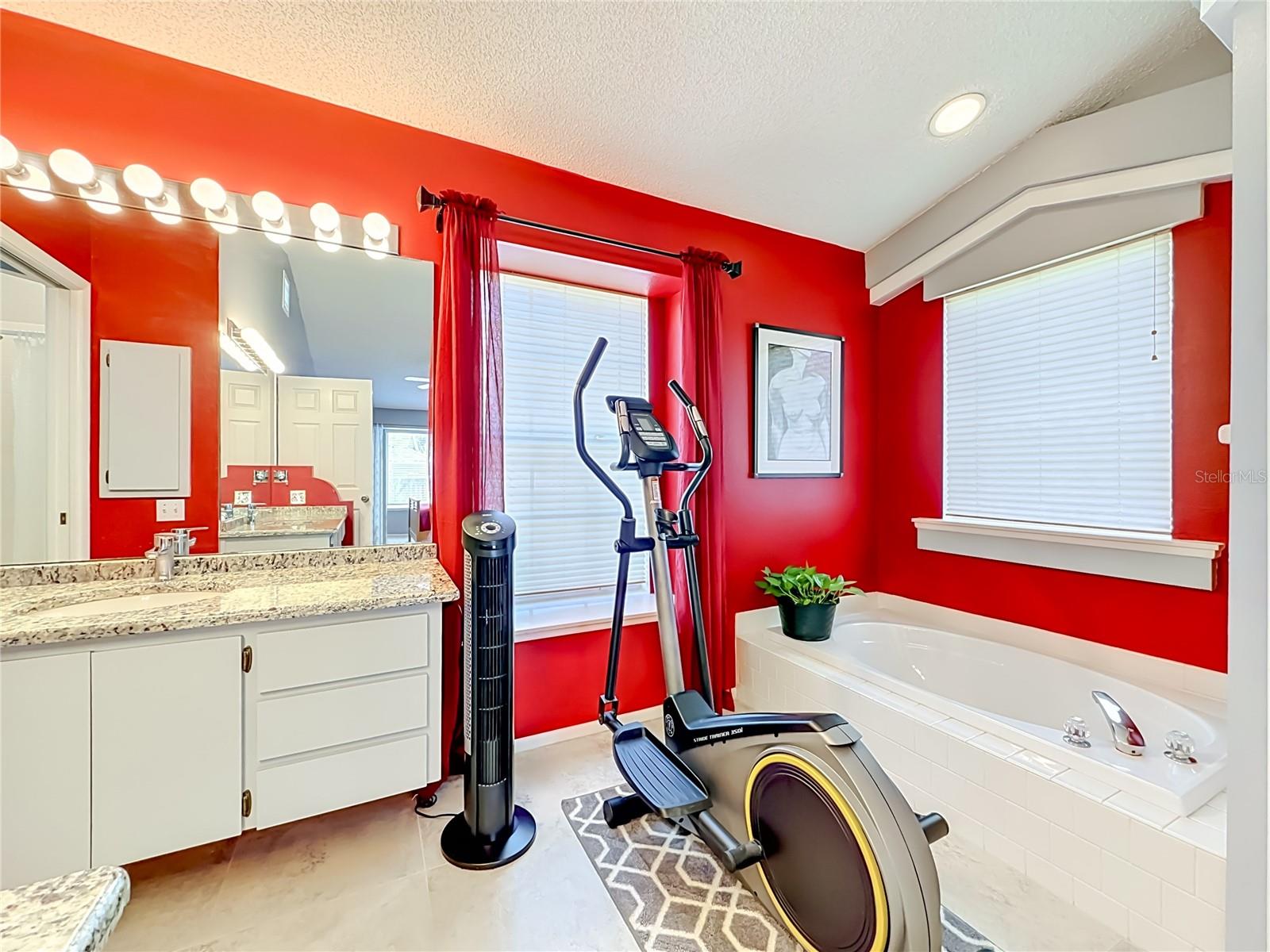 2924 PENRIDGE DR, PALM HARBOR, FL, 34684