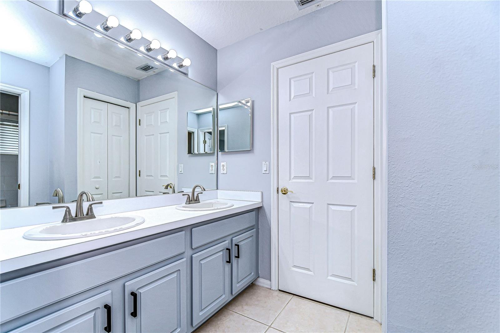 5103 ASHCREST CT, TAMPA, FL, 33647