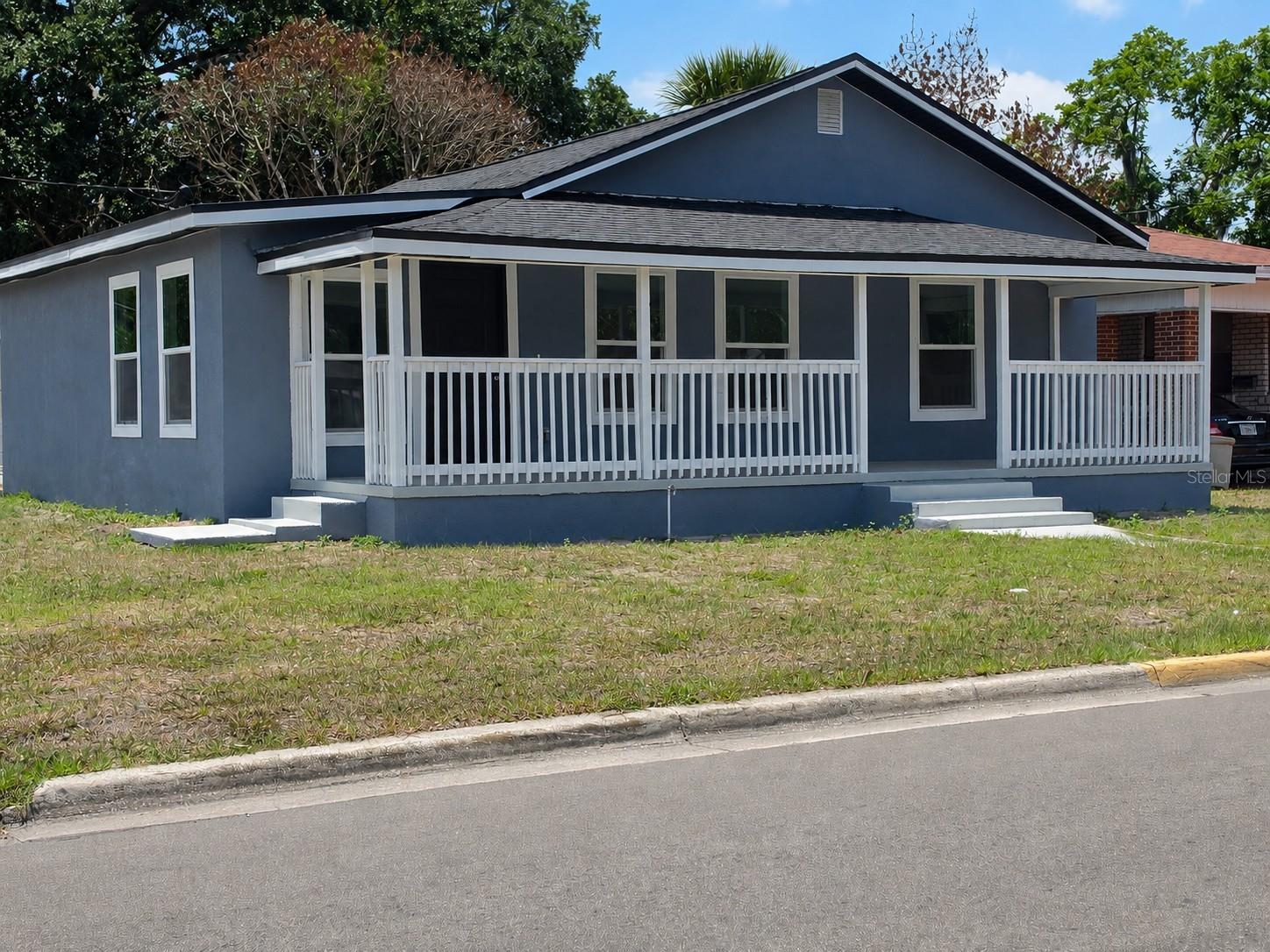 201 DR J A WILTSHIRE AVE W, LAKE WALES, FL, 33853
