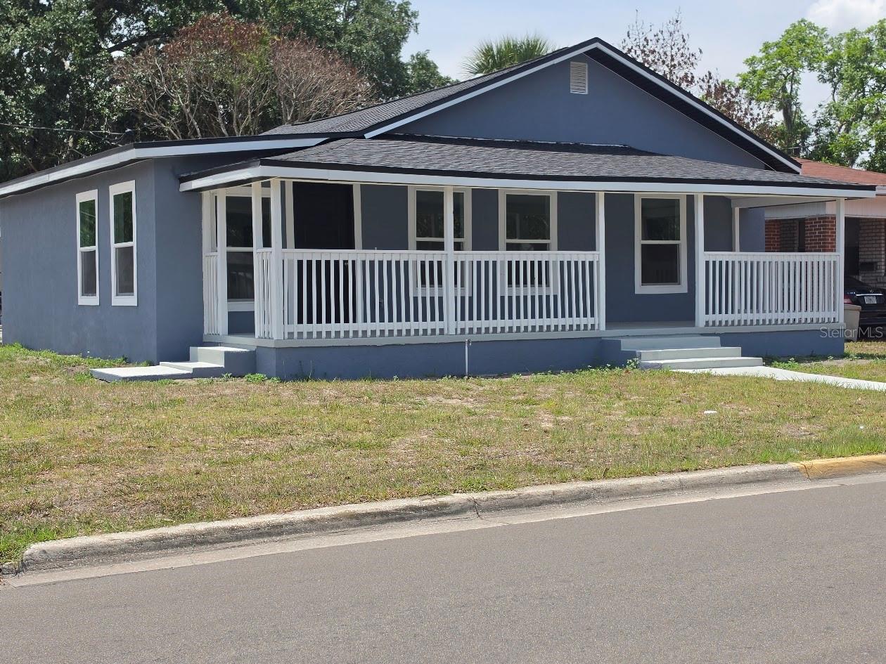 201 DR J A WILTSHIRE AVE W, LAKE WALES, FL, 33853