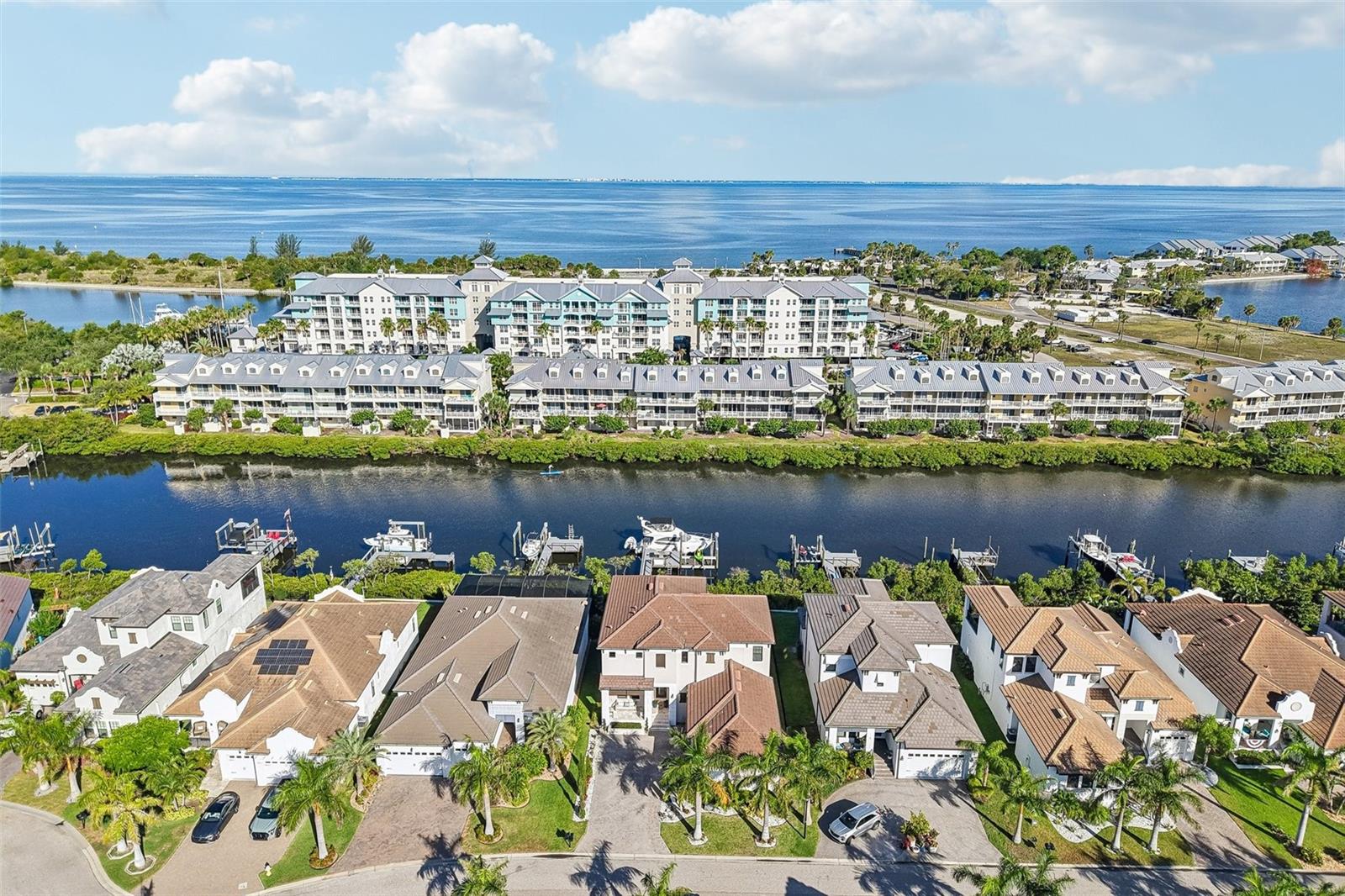 3110 CHRISTOPHERS WATCH LN, RUSKIN, FL, 33570