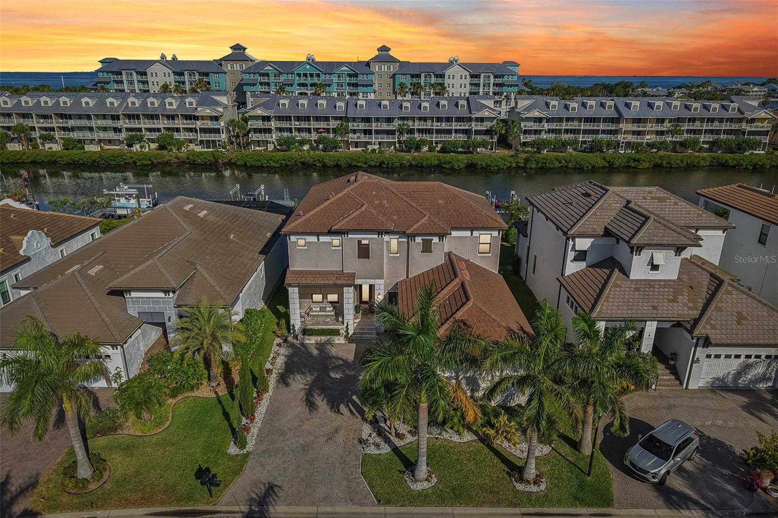 3110 CHRISTOPHERS WATCH LN, RUSKIN, FL, 33570