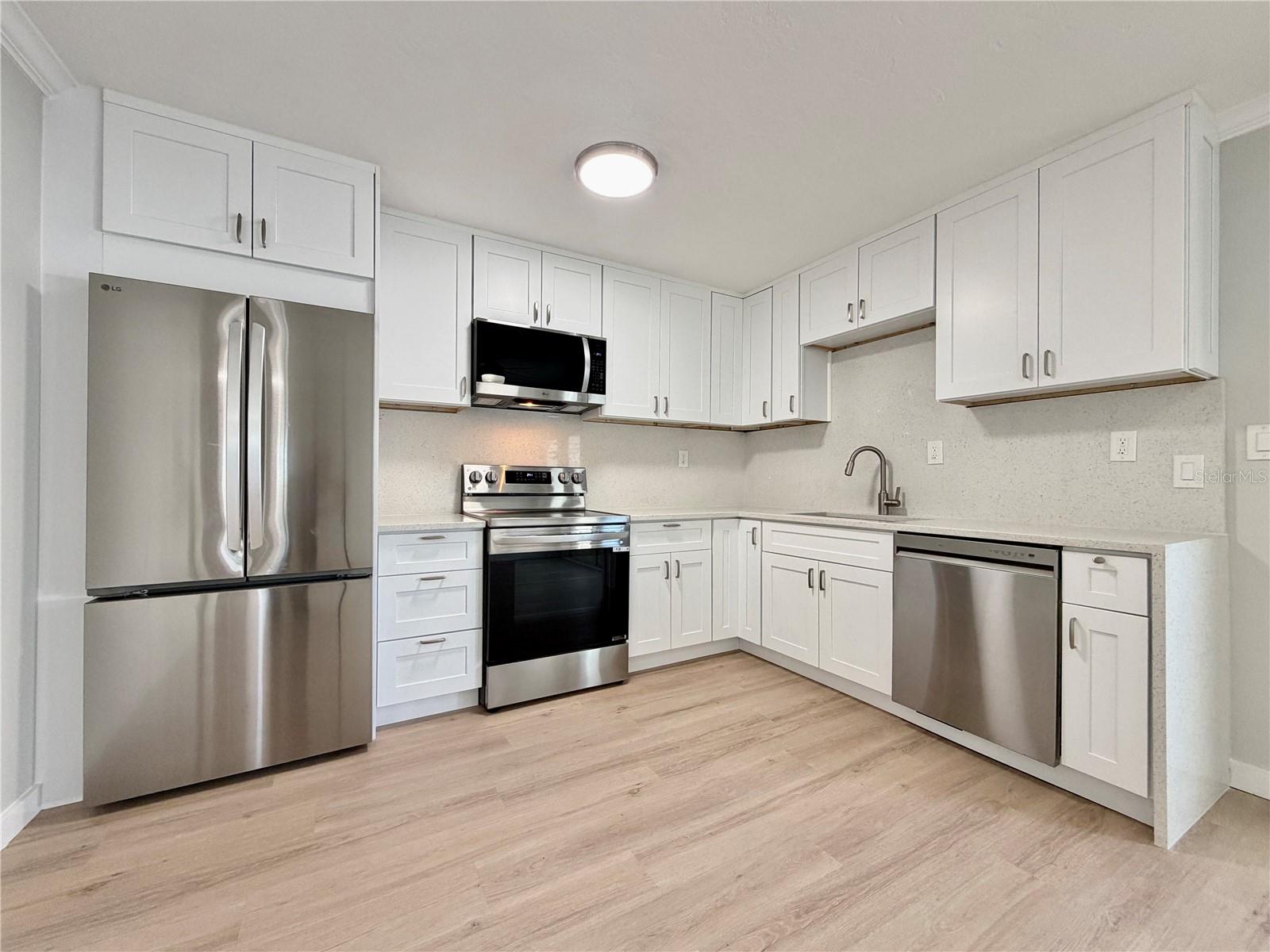 13299 3RD ST E #S, MADEIRA BEACH, FL, 33708