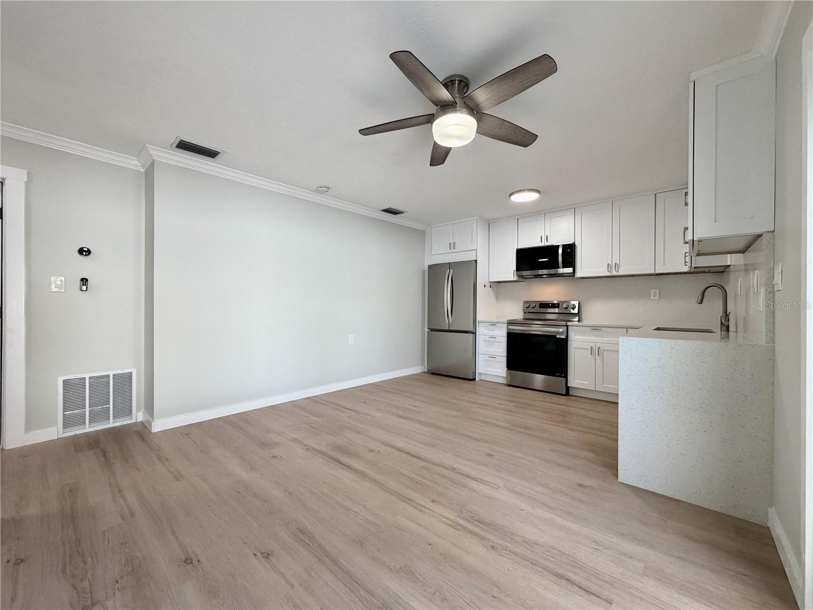 13299 3RD ST E #S, MADEIRA BEACH, FL, 33708