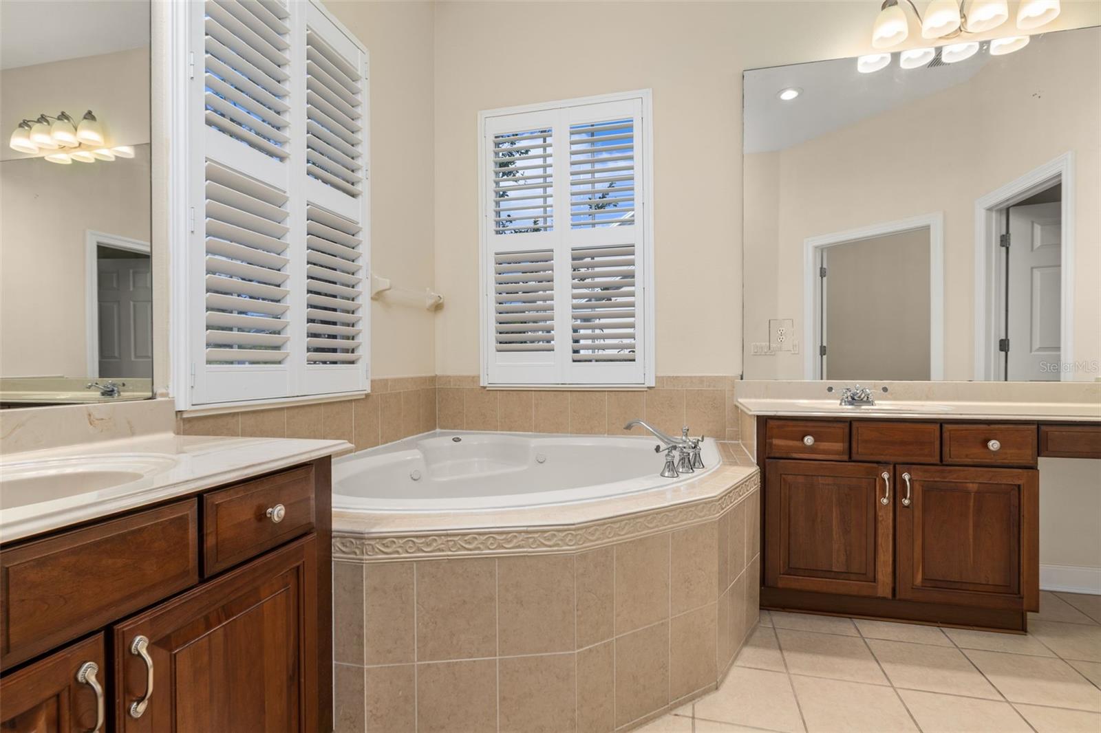 703 EAGLE WOODS TRL, CELEBRATION, FL, 34747