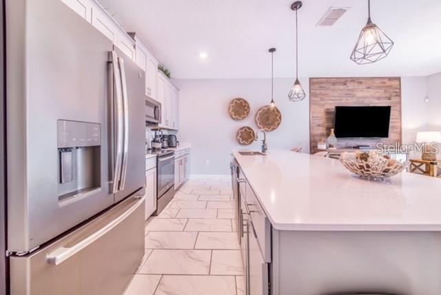 8977 CABOT CLIFFS DR, DAVENPORT, FL, 33896