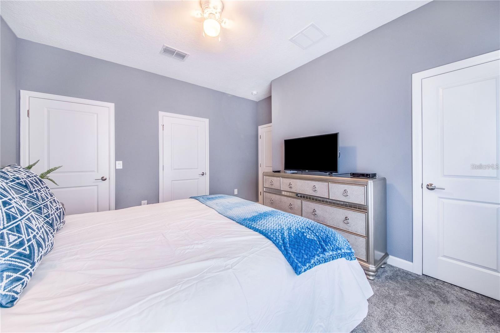 8977 CABOT CLIFFS DR, DAVENPORT, FL, 33896