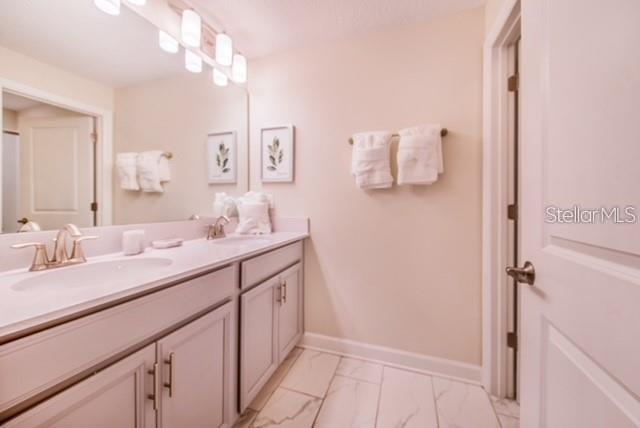 8977 CABOT CLIFFS DR, DAVENPORT, FL, 33896