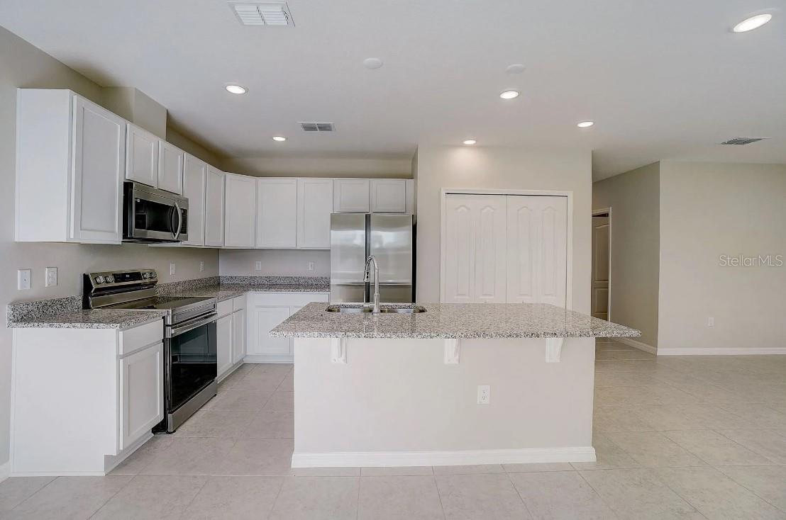 616 BROADOAK DR, DUNDEE, FL, 33838