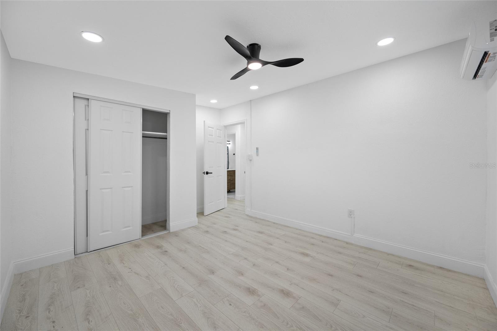 6908 11TH AVE E, PALMETTO, FL, 34221