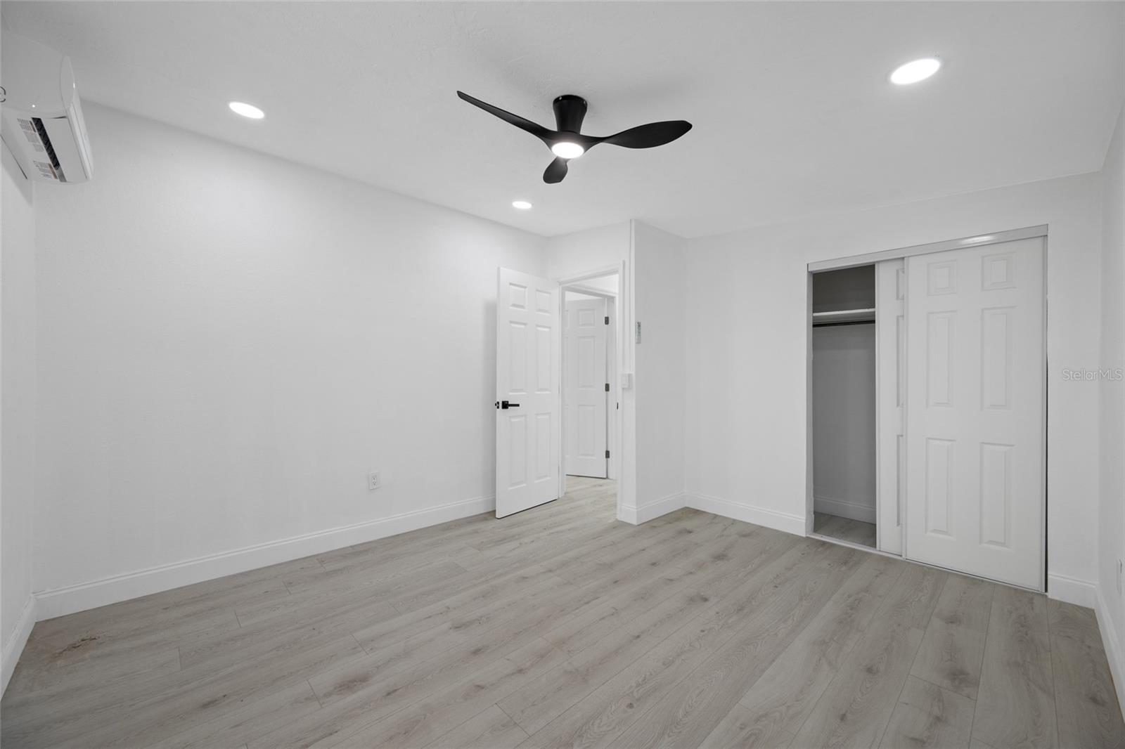 6908 11TH AVE E, PALMETTO, FL, 34221