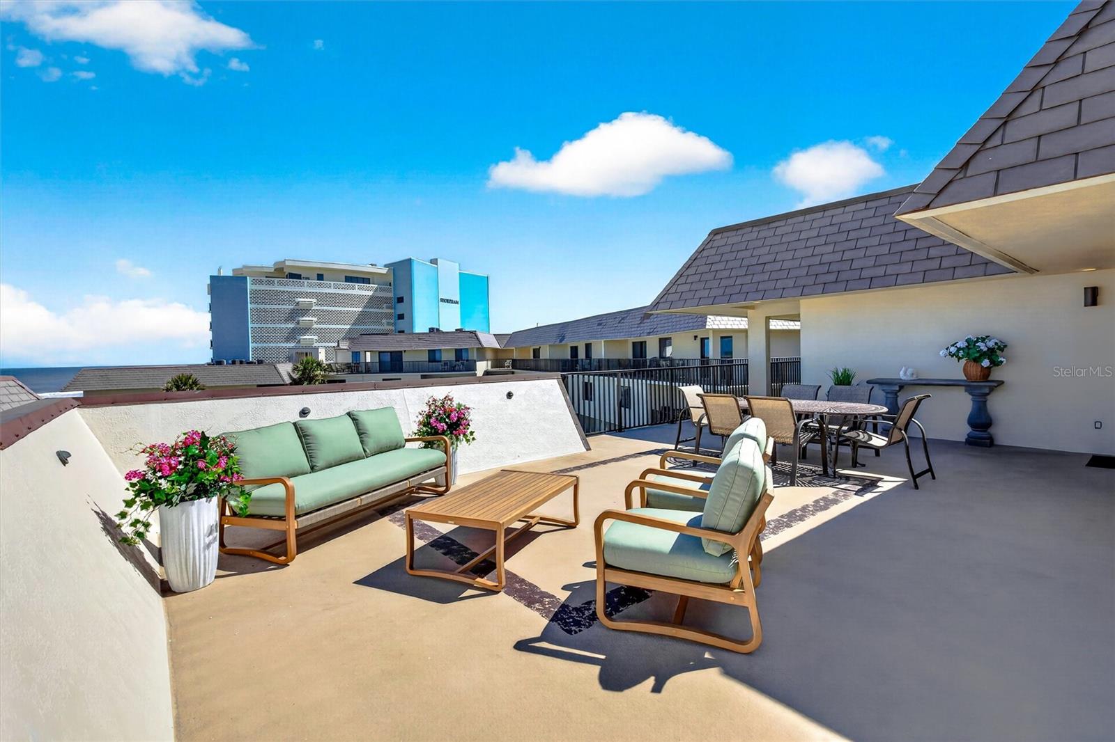 935 OCEAN SHORE BLVD #405, ORMOND BEACH, FL, 32176