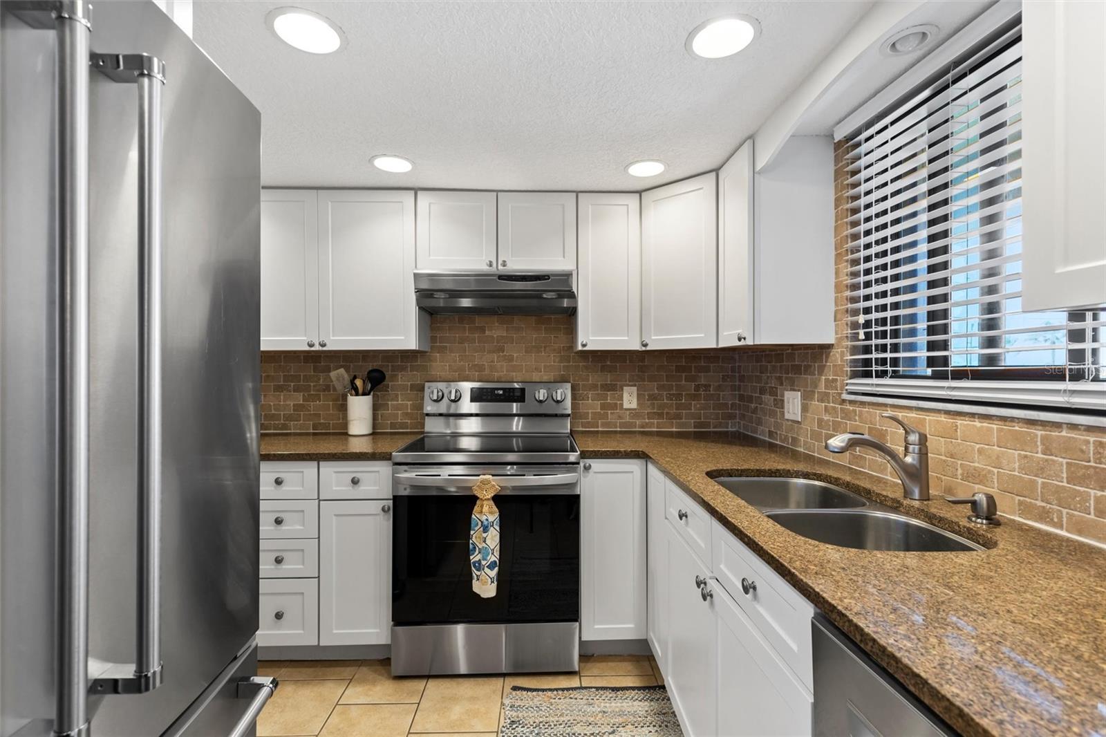 935 OCEAN SHORE BLVD #405, ORMOND BEACH, FL, 32176