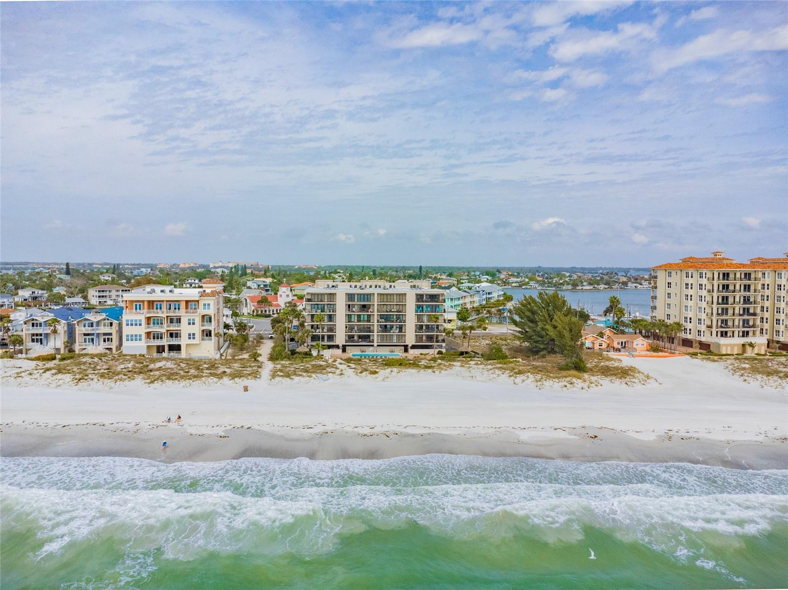 13650 GULF BLVD #402, MADEIRA BEACH, FL, 33708