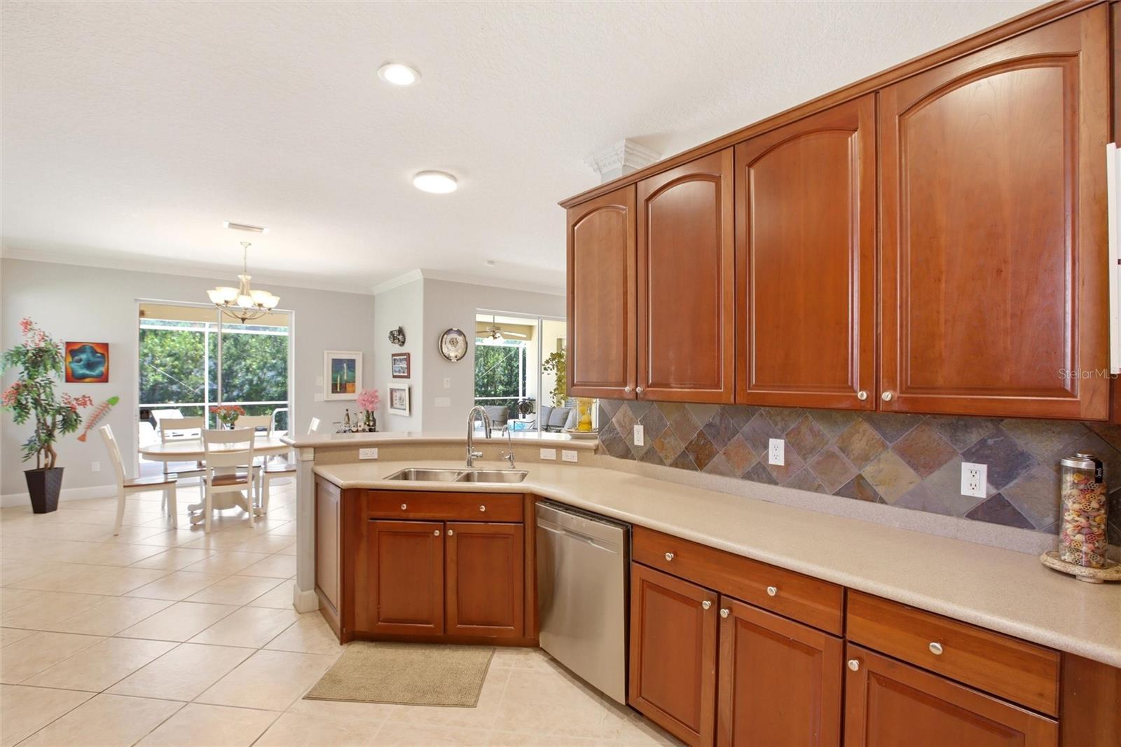7131 67TH TER E, BRADENTON, FL, 34203