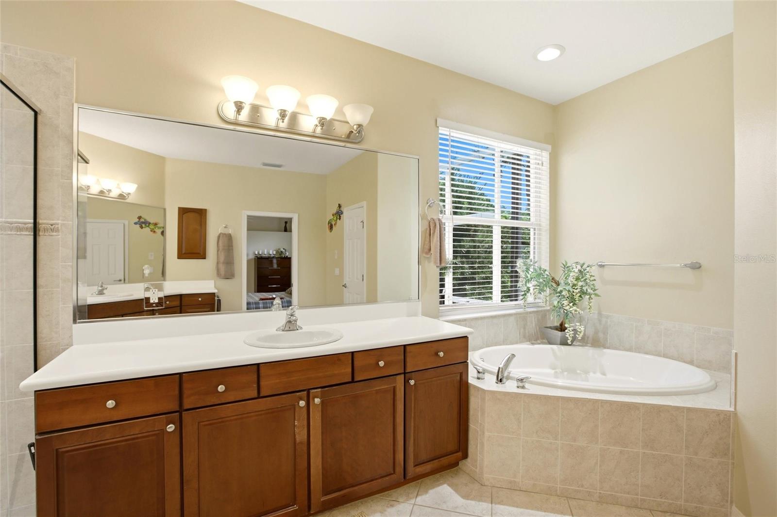 7131 67TH TER E, BRADENTON, FL, 34203