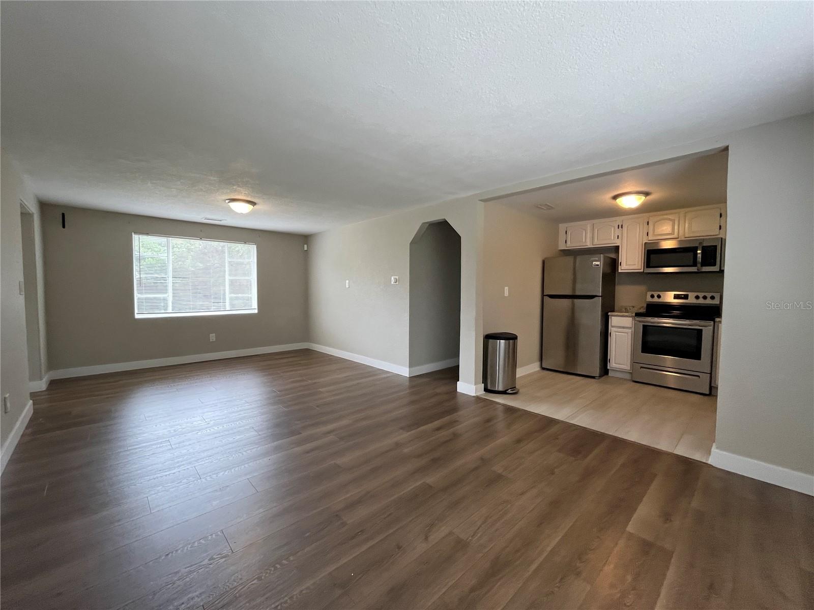 224 LAKEWOOD DR, DEBARY, FL, 32713