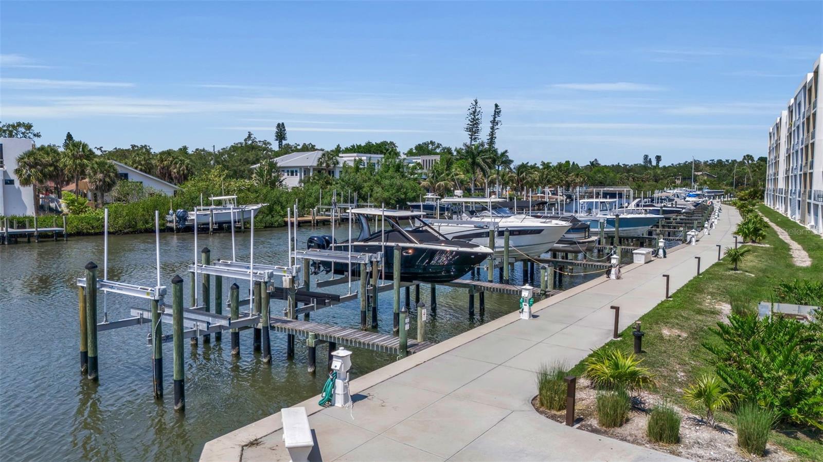 1703 N TAMIAMI TRL #211, SARASOTA, FL, 34234