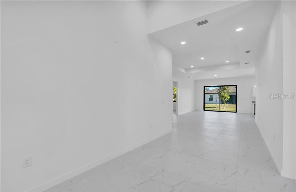 1021 CHIQUITA BLVD N, CAPE CORAL, FL, 33993