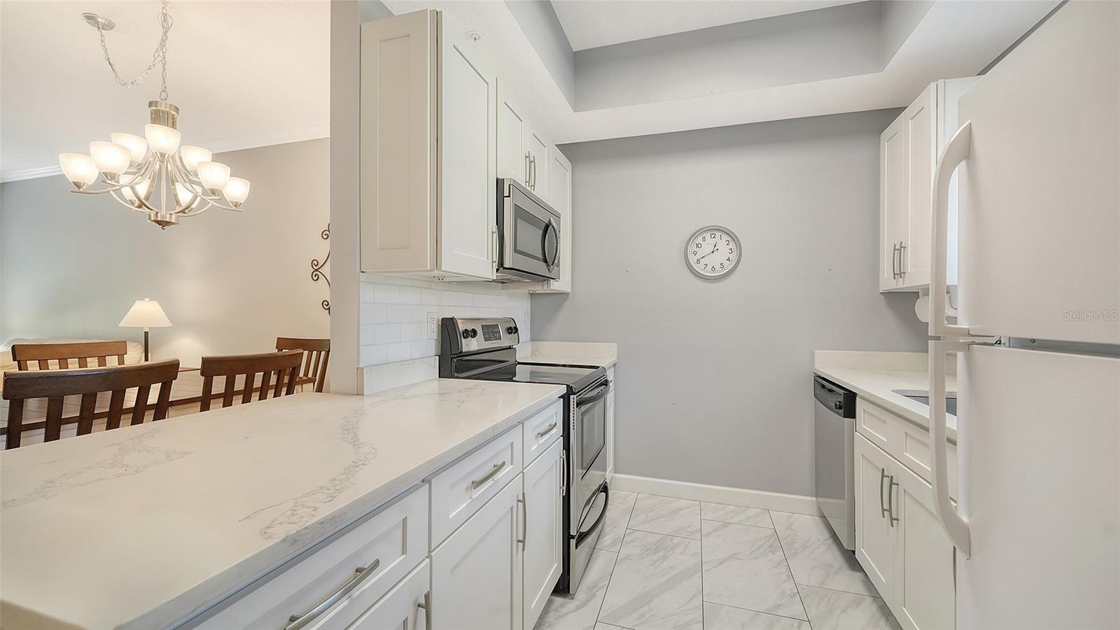 8355 GLENROSE WAY #113, SARASOTA, FL, 34238