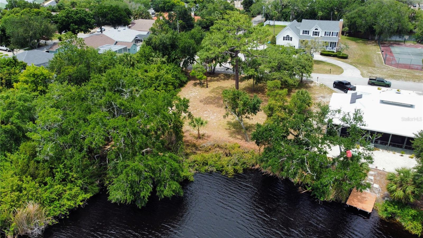 1105 ASHLAND, TARPON SPRINGS, FL, 34689
