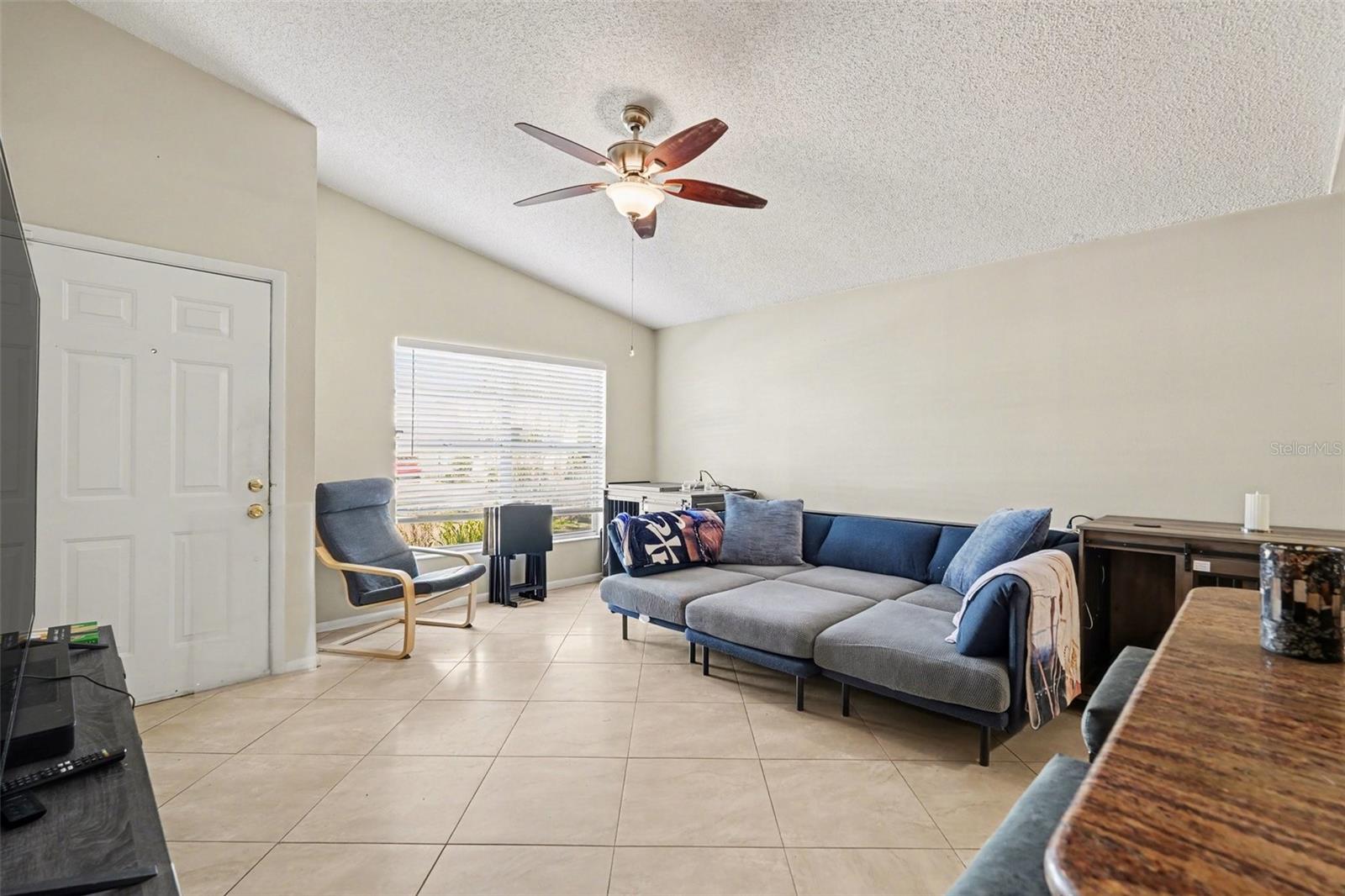 412 W IDLEWILD AVE, TAMPA, FL, 33604