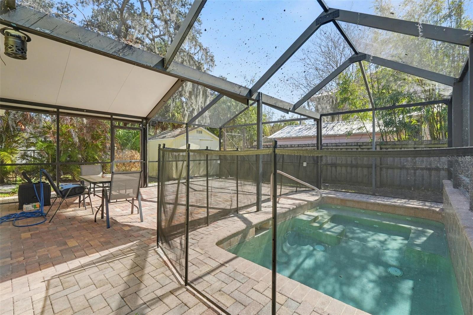 412 W IDLEWILD AVE, TAMPA, FL, 33604