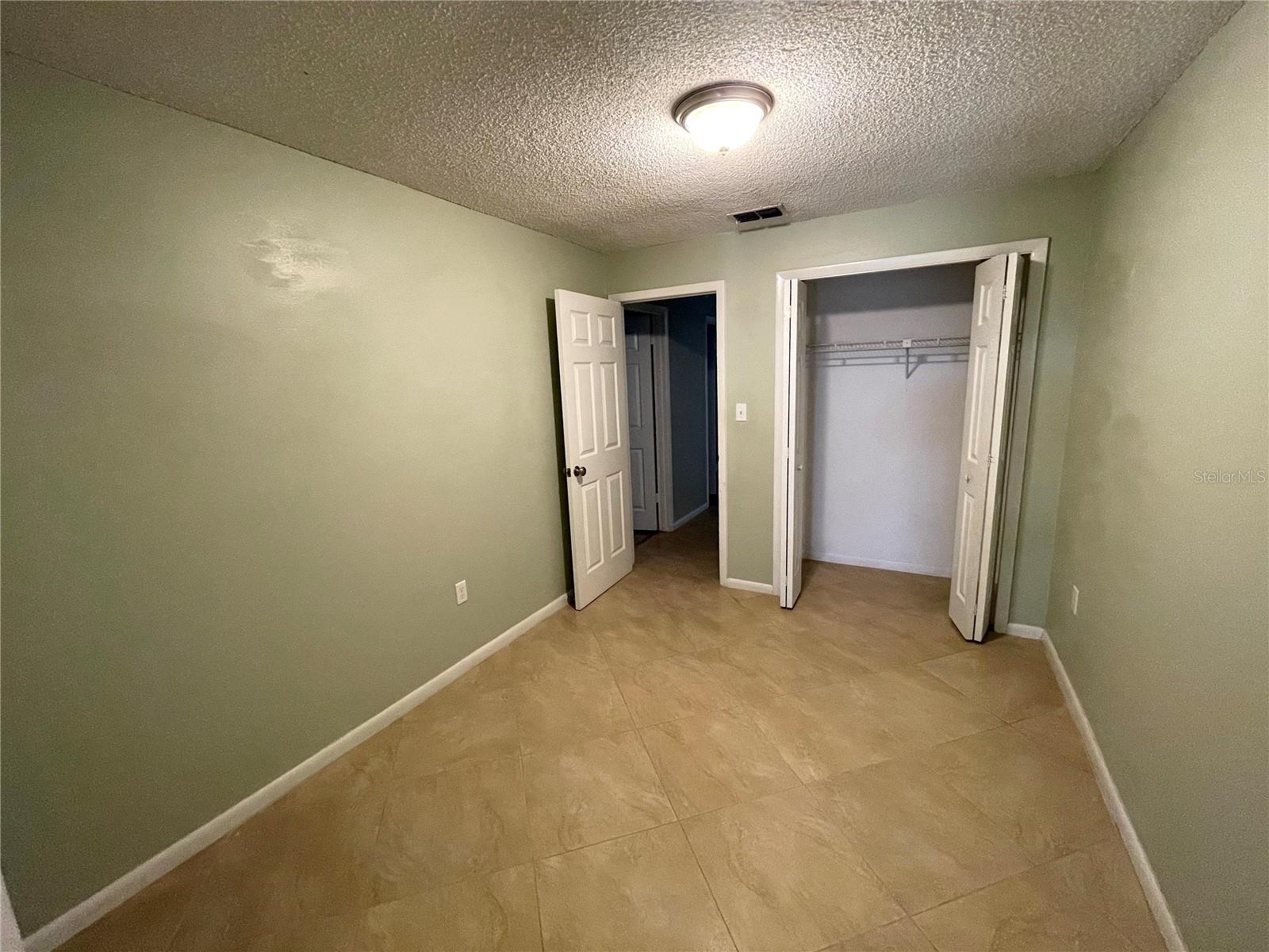 412 W IDLEWILD AVE, TAMPA, FL, 33604