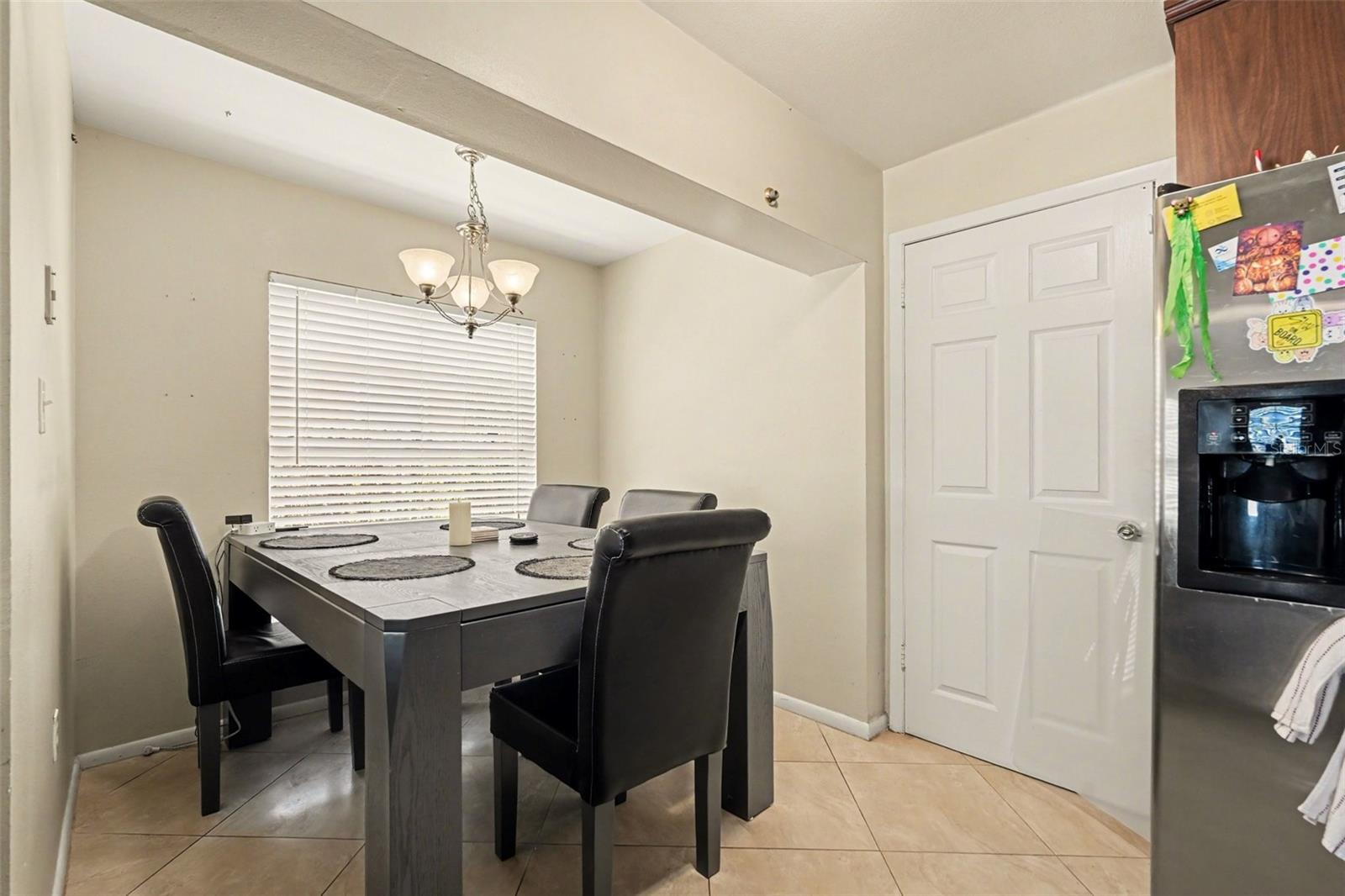 412 W IDLEWILD AVE, TAMPA, FL, 33604