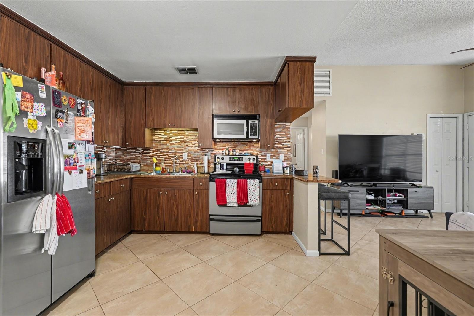 412 W IDLEWILD AVE, TAMPA, FL, 33604